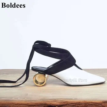 Дизайнерские женские туфли в стиле Ретро на необычном каблуке из золотистого металла с квадратным носком на шнуровке, Черные, Белые Кожаные тапочки, туфли-лодочки с ремешками на щиколотках, Модельные туфли